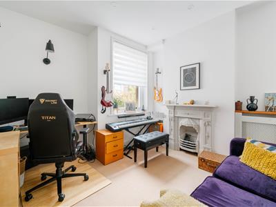 Picture 10